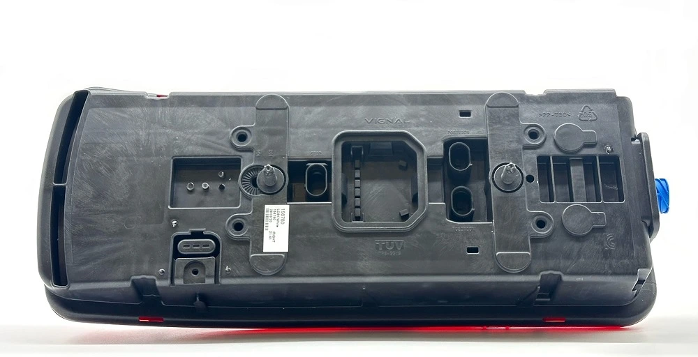 BAKLAMPA LC8 HÖGER, bild 3