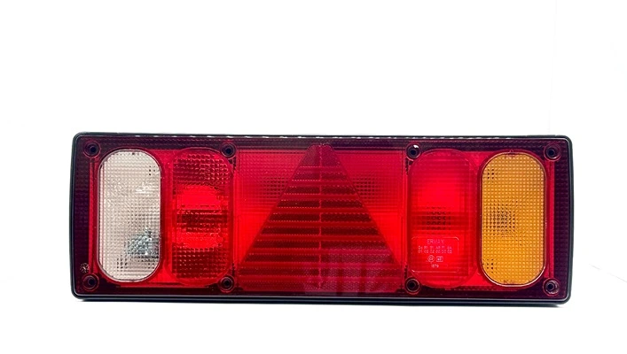 BAKLYKTA HÖ M TRIANGELREFLEX, bild 1