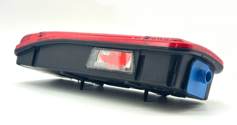 BAKLAMPA LC8 VÄNSTER, bild 2